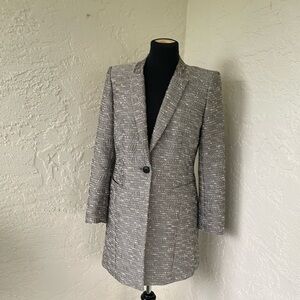 Lafayette  New York 148 Size 6 Grey  Longline Blazer.